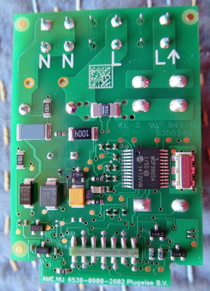 Power metering chip
